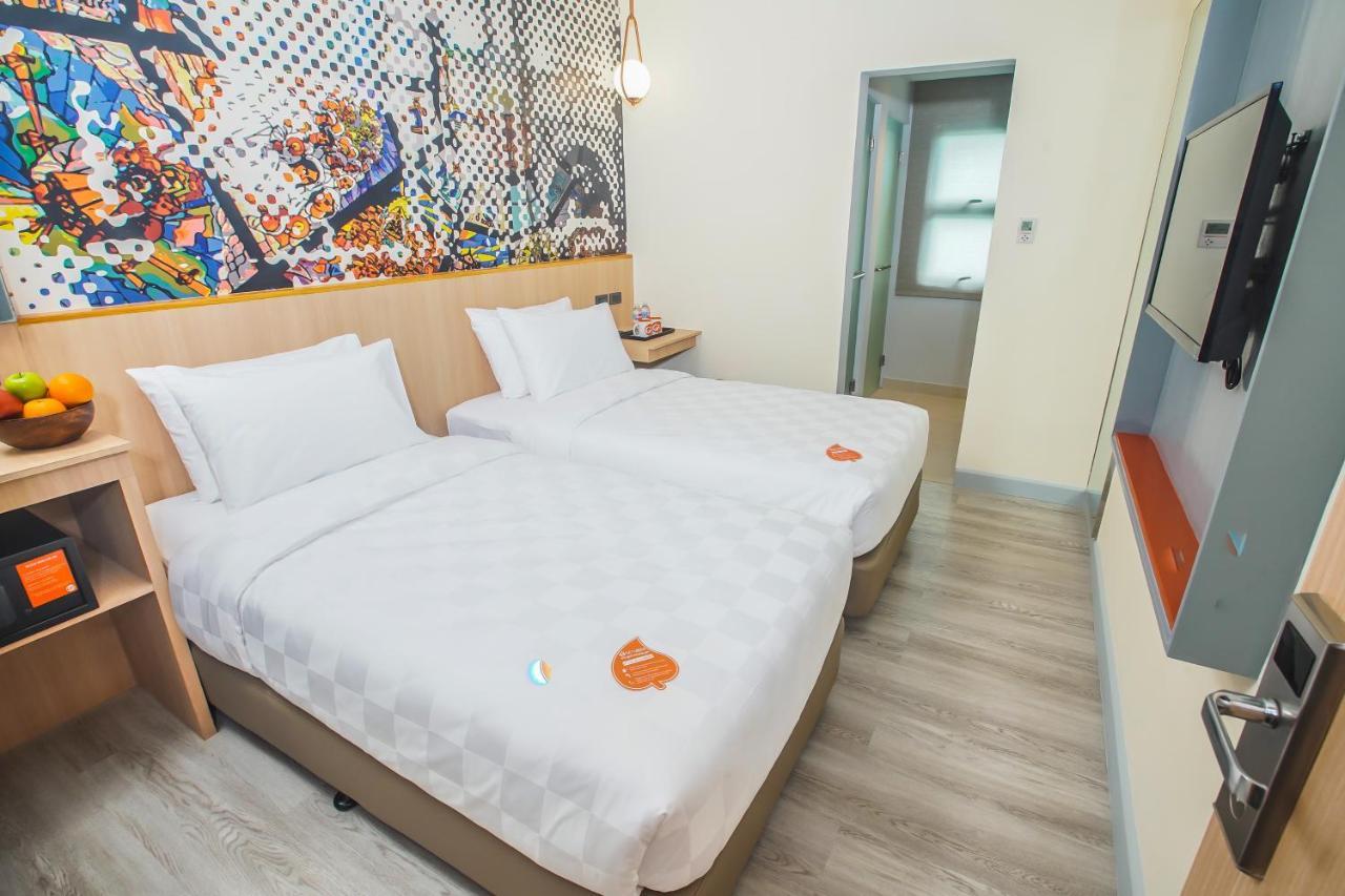 Go Hotels Plus Naga Экстерьер фото